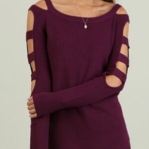 Brand New Umgee Womens Sweater Wine color